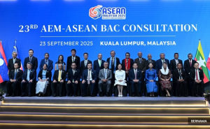 东盟盼与商务咨询理事合作  扎夫鲁：加强资本市场连结