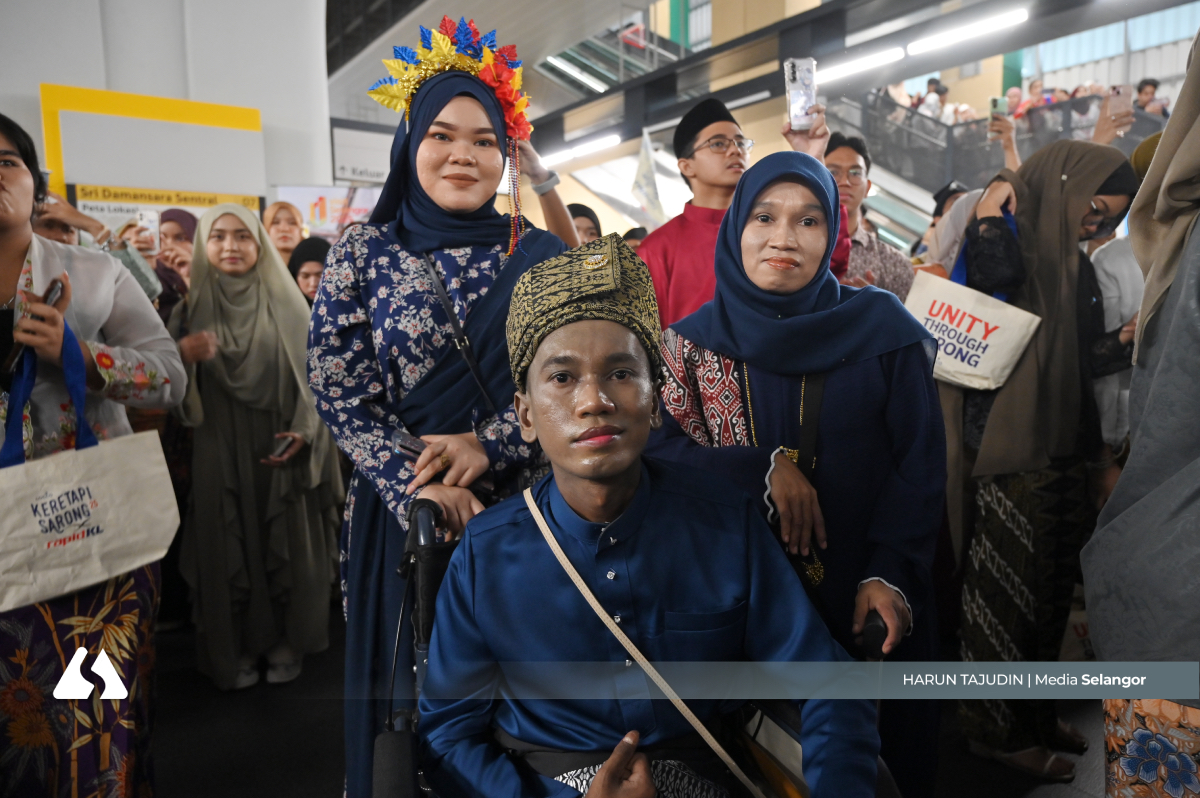 Tourism Selangor sparks patriotism at Keretapi Sarong 2025