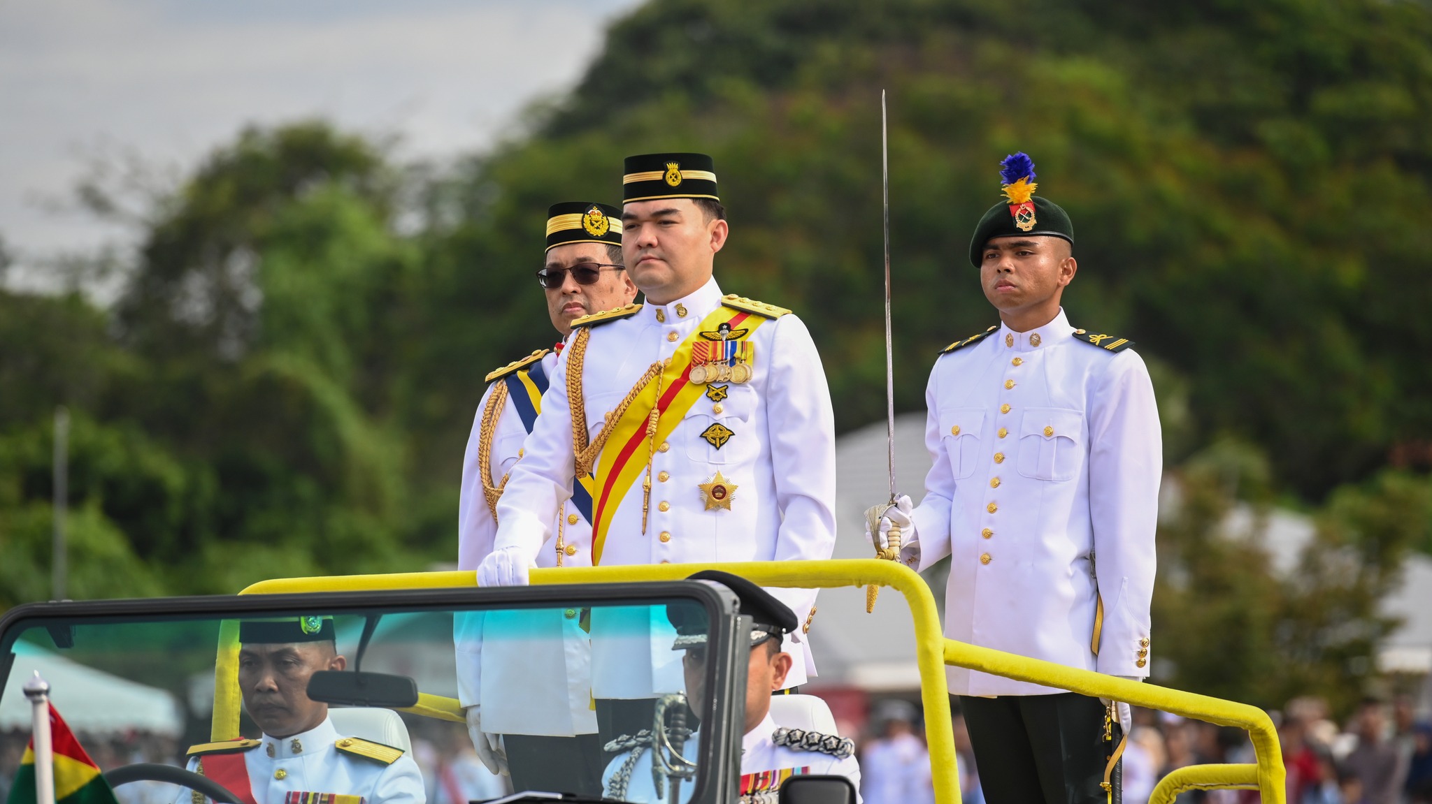 Raja Muda Selangor berkenan sempurnakan pentauliahan 1,927 pegawai kadet Palapes