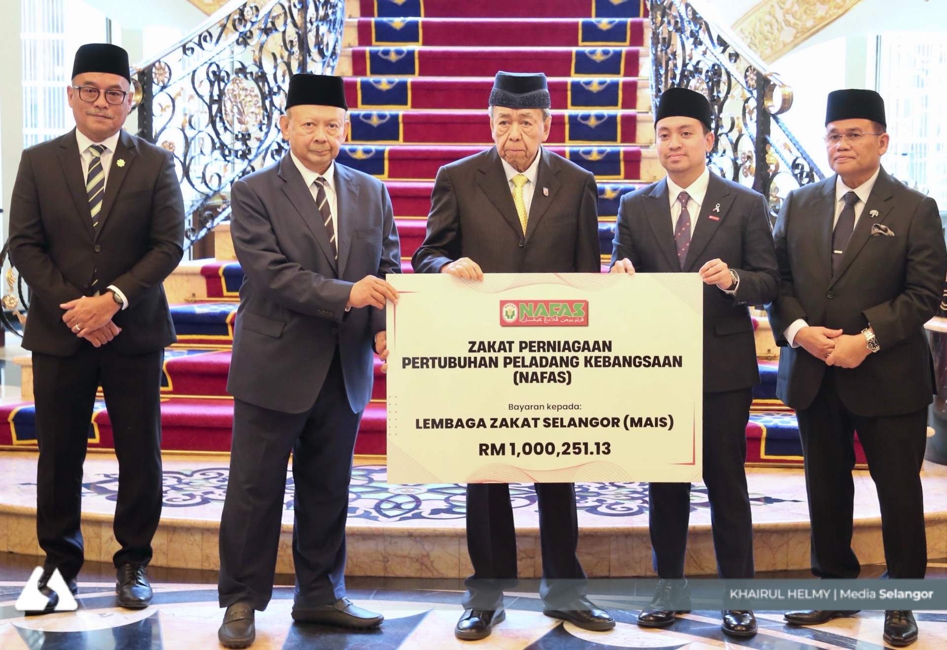 RM64.97 juta zakat diserahkan, Sultan Selangor terima bagi pihak LZS