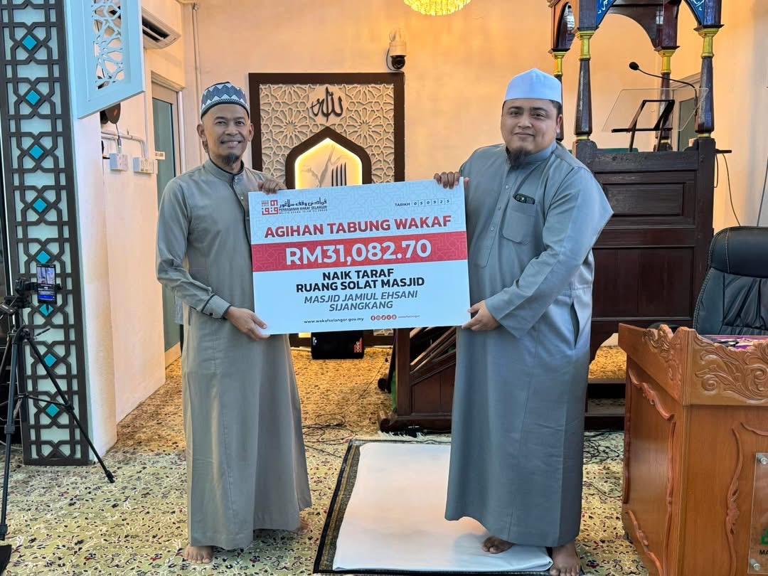 Wakaf Selangor salur RM80,625 bantu naik taraf dua masjid