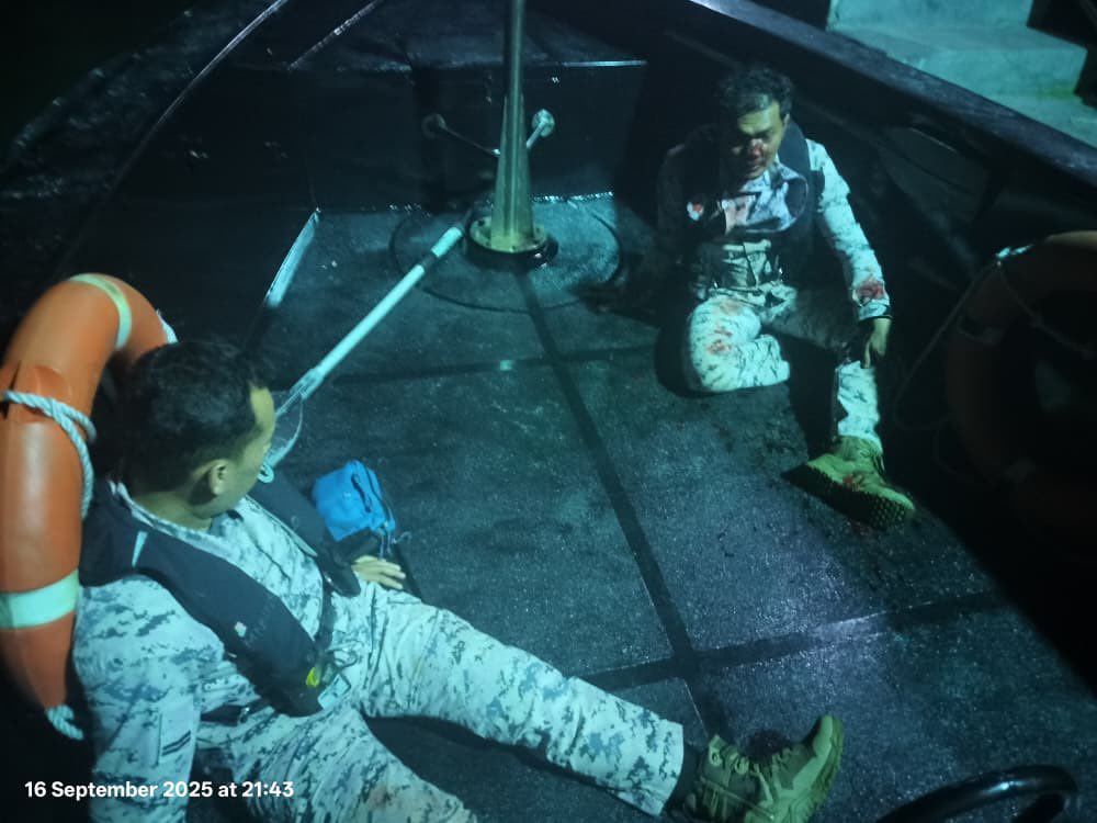 Dua anggota maritim cedera dirempuh bot pancung bawa pendatang asing