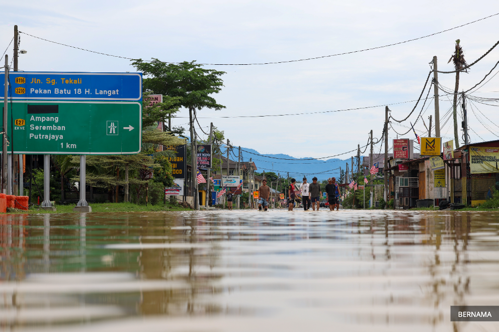 Hulu Langat floods ease, cleanup operations begin