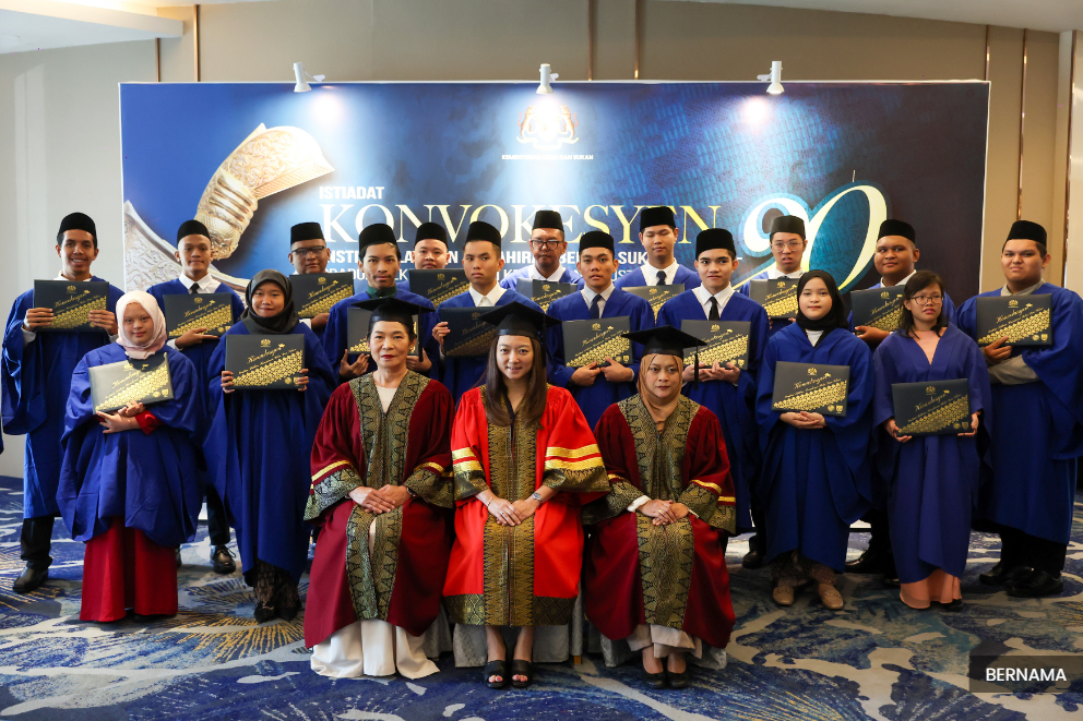 Minister encourages enrolment of autistic youth in ILKBS programmes 