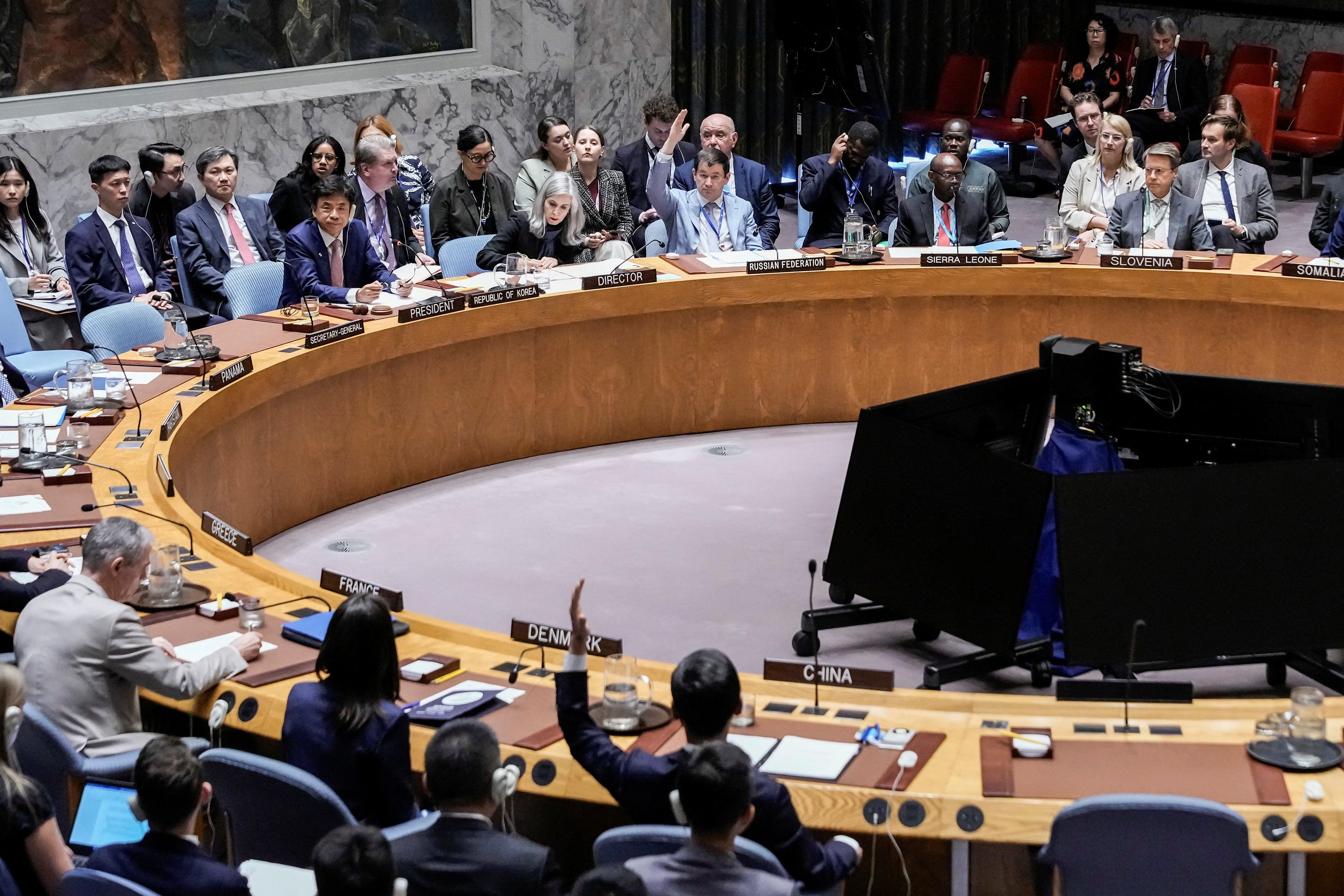 UN arms embargo, other sanctions reimposed on Iran over nuclear plan