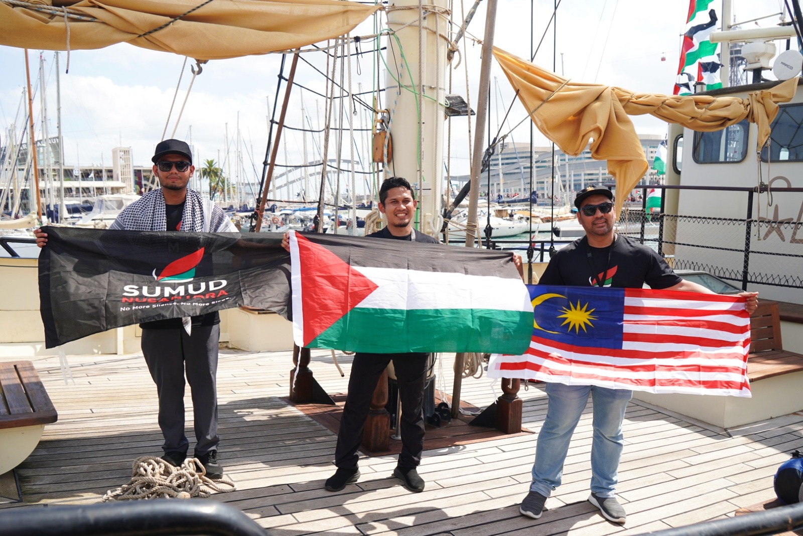 Flotila ke Gaza diekori dron, cuaca buruk di perairan Barcelona