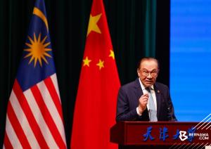 Asia must chart own course in reshaping global economic order — PM