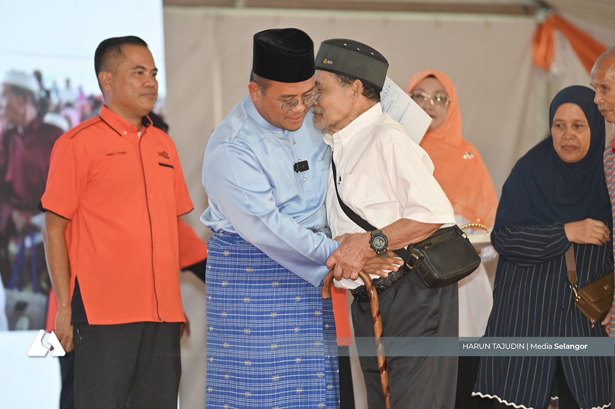 Felda Sg Buaya ex-settlers receive final RM74.2m compensation payout