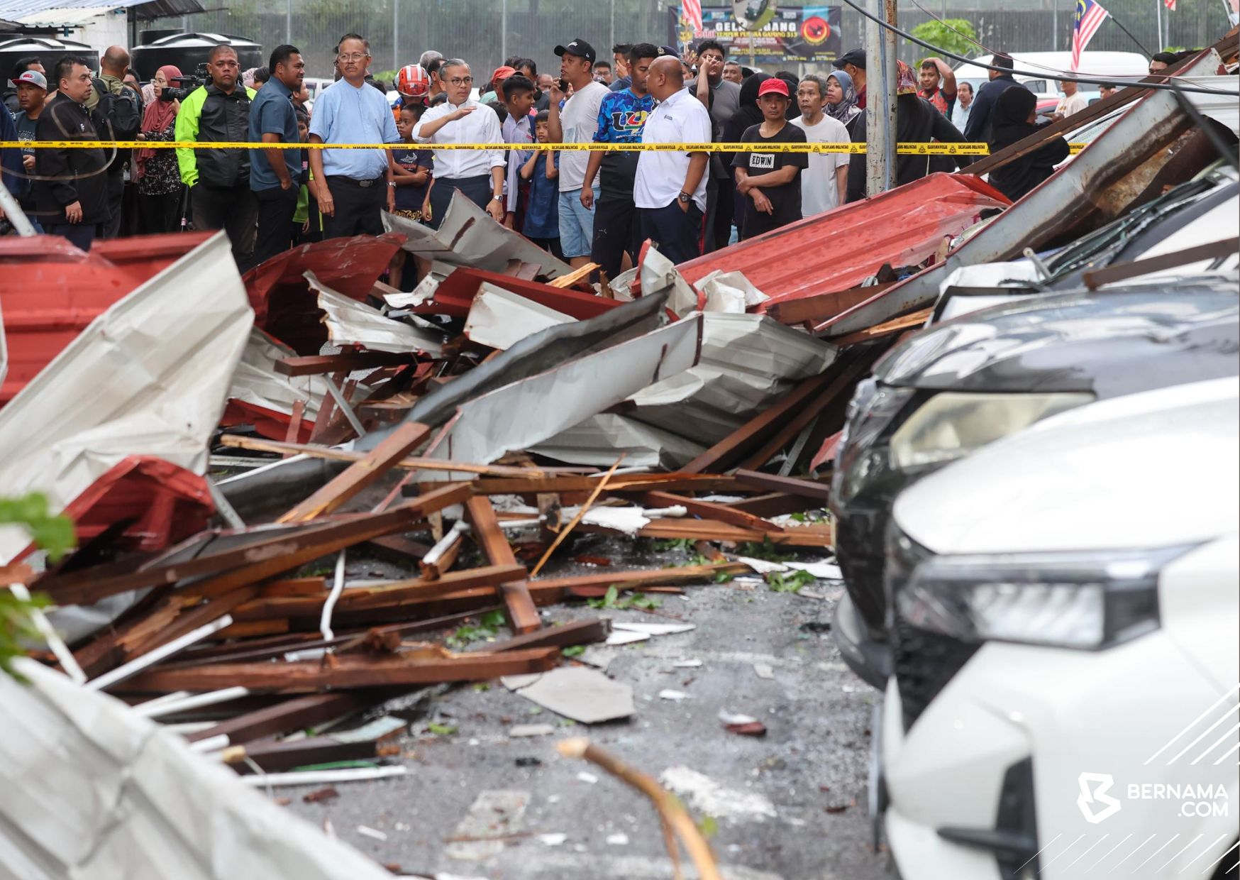 Bantuan akan disalurkan kepada penduduk PPR Seri Cempaka terjejas akibat ribut