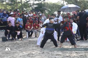 提供经商机会推广土特产  峇眼拉浪海滩嘉年华助攻旅游年