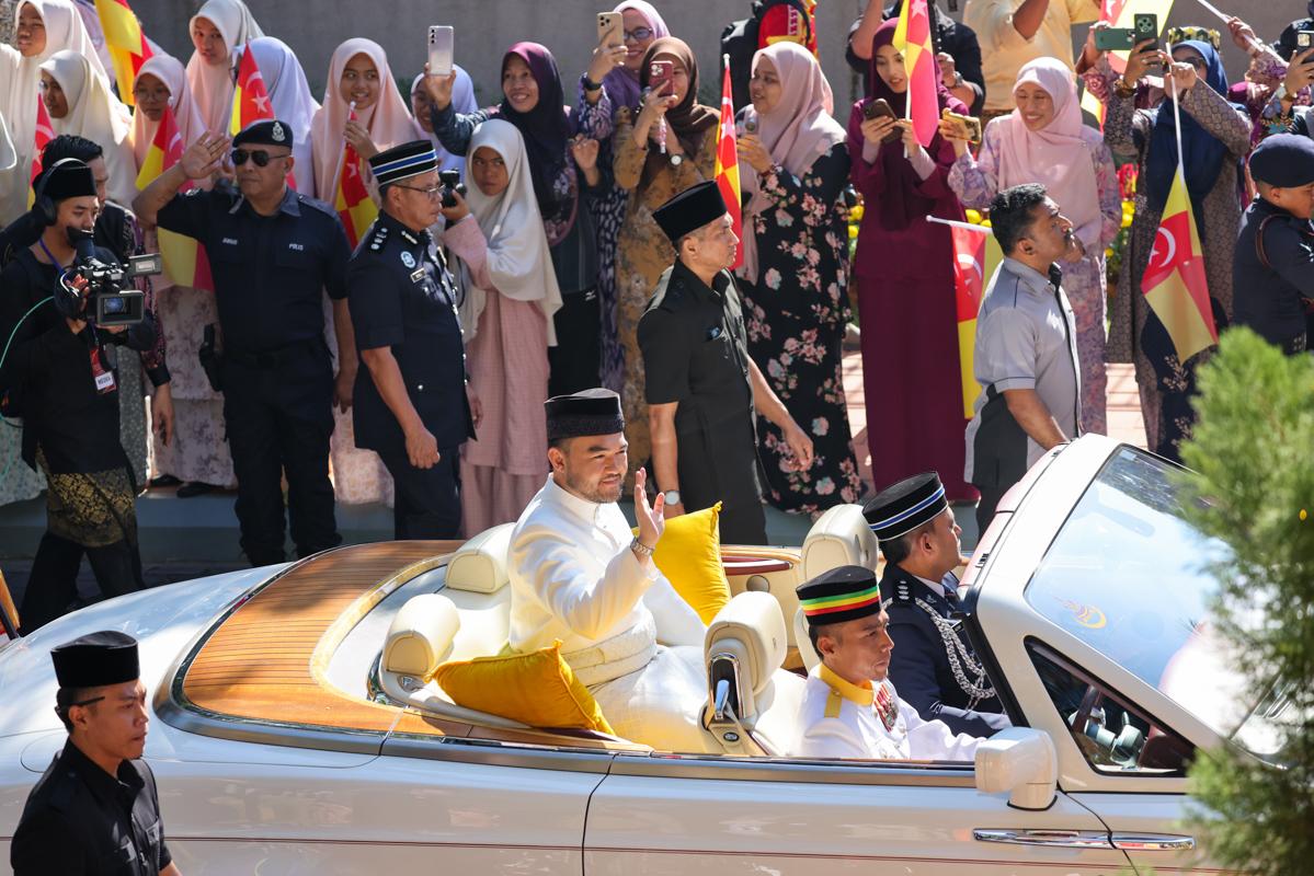 Tengku Amir's royal wedding celebrated in harmony