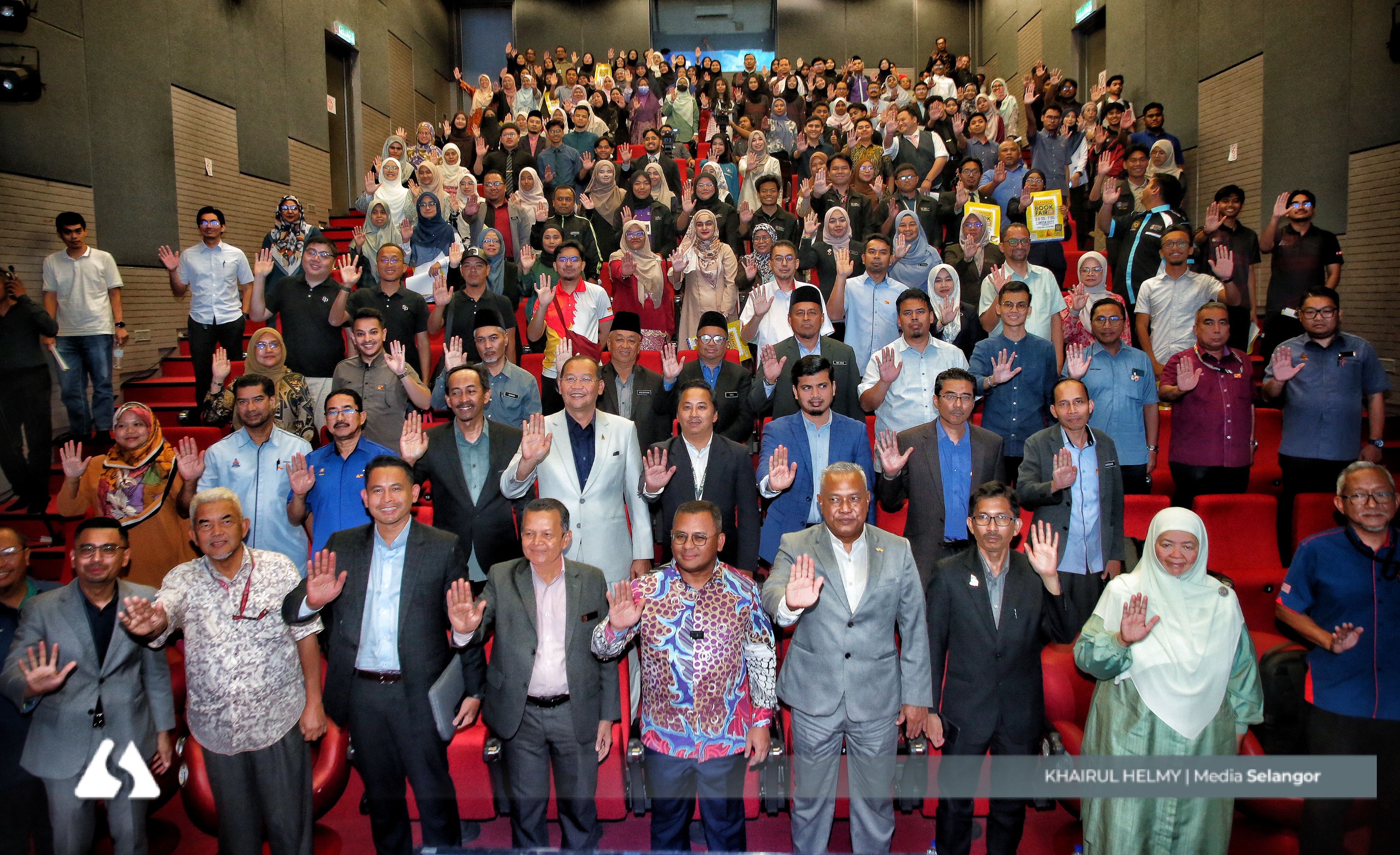 Selangor launches Madani Education Conference, drafts new policy