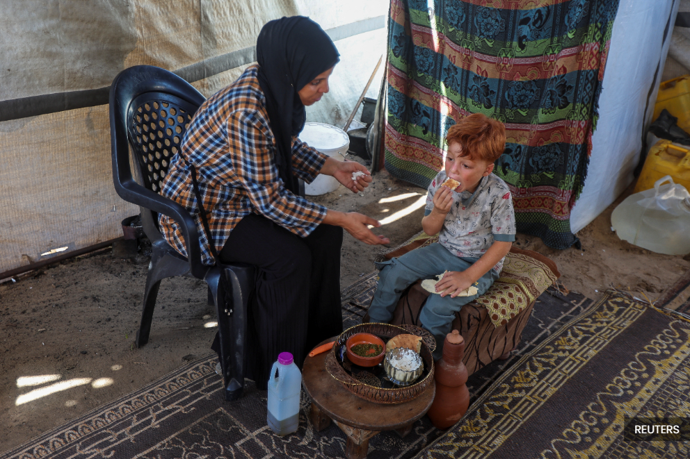 Two years after she was pictured in grief, Gaza woman faces more misery