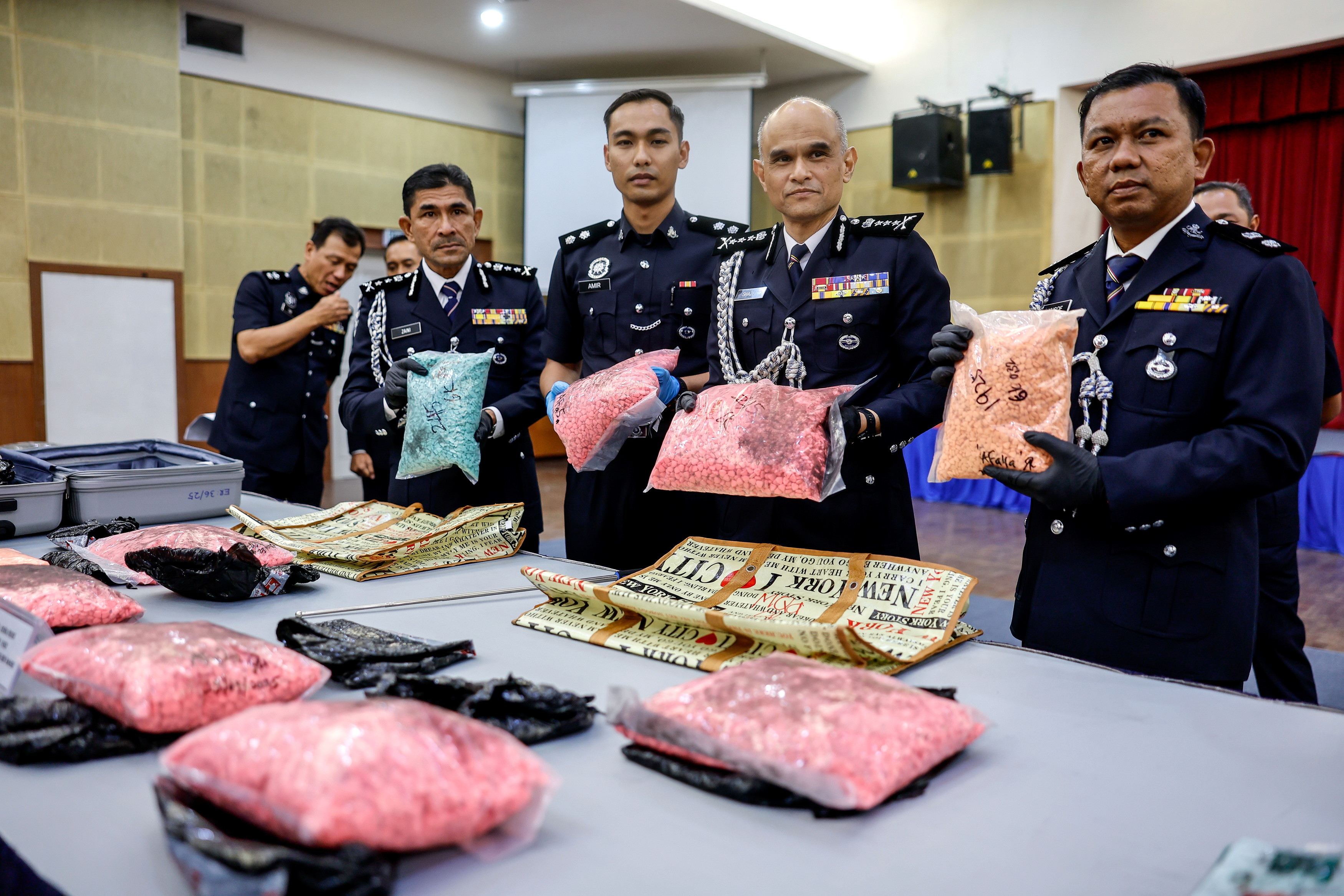 Polis tumpaskan sindiket dadah RM8.4 juta, lima lelaki ditahan