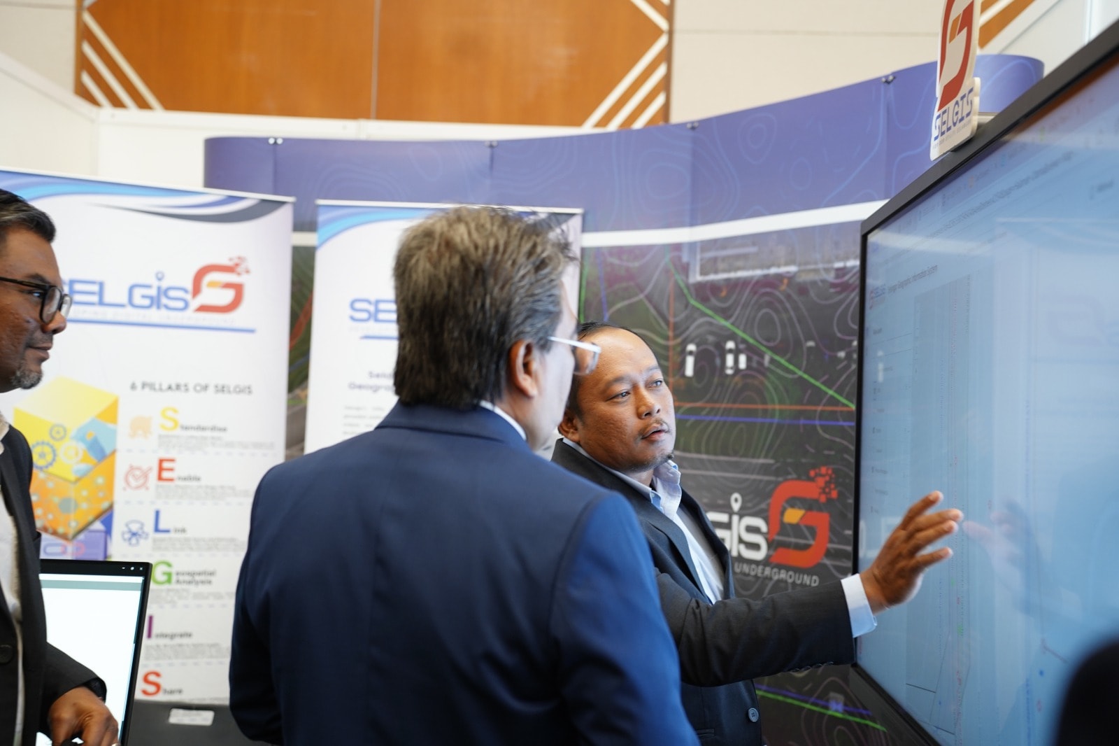 KUSEL johan Anugerah Geospatial Kebangsaan 2025, bangun peta digital bawah tanah