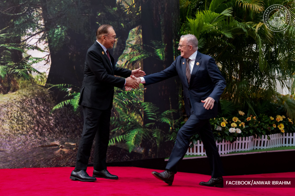 Asean-China trade upgrade, chairmanship handover to mark summit's finale