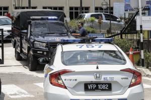 【灵市校园命案】死者被两利器反复刺伤   警查嫌犯告白失败行凶可能  