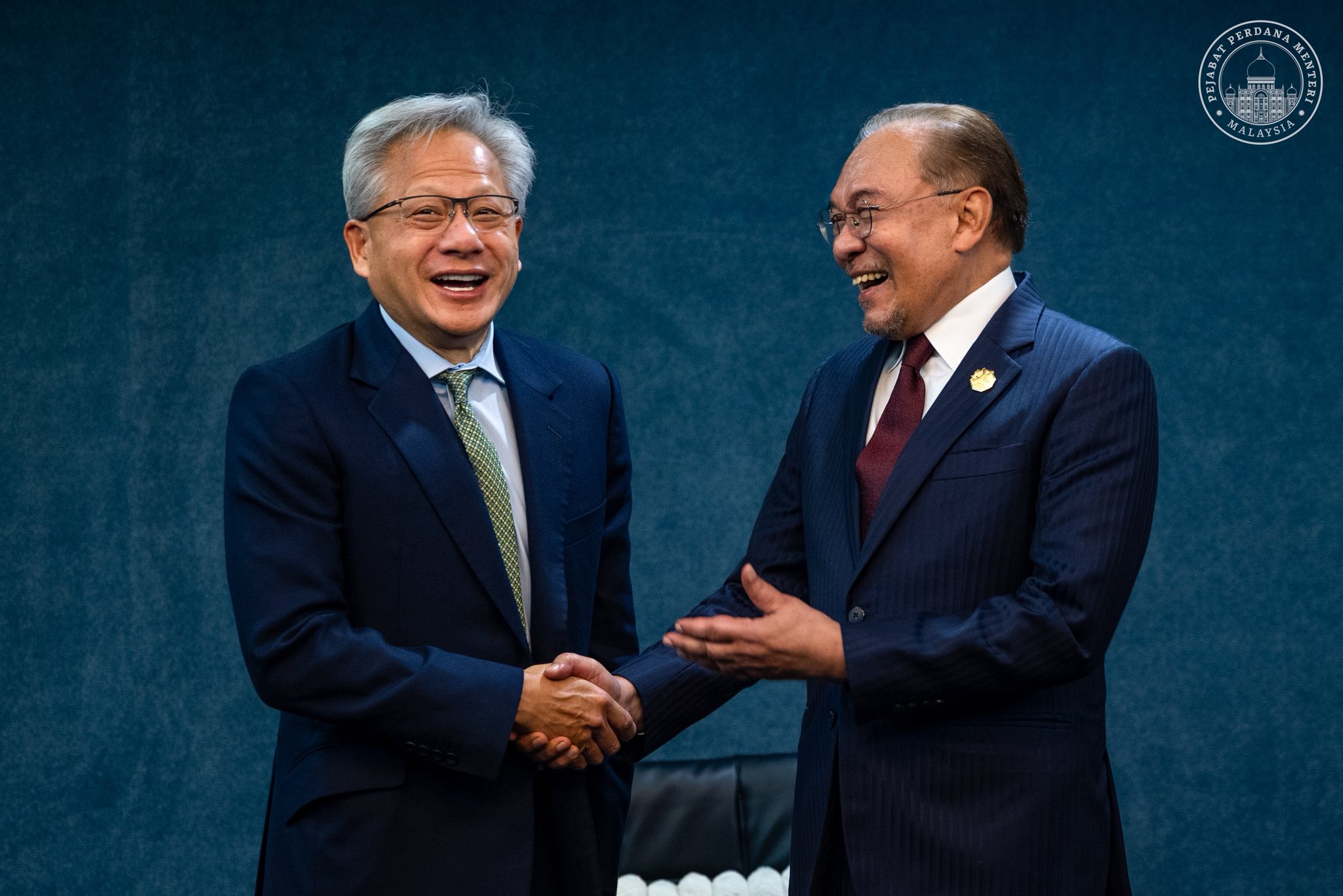 辉达YTL电力基建合作成果显著  安华:推动大马AI发展惠及全民