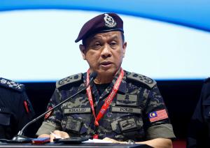 Police say yet to receive report on liquid injected into Rafizi’s son
