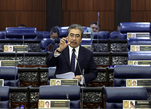 மலேசியா-அமெரிக்க வர்த்தக ஒப்பந்தம்: எதிர்க்கட்சிகளுடன் கலந்தாலோசிக்க டத்தோஶ்ரீ ஜோஹாரி கனி சம்மதம்