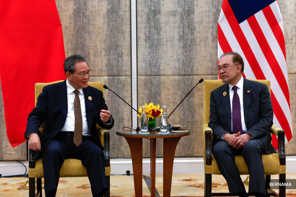 Anwar, Li Qiang discuss trade cooperation, regional stability in bilateral meeting