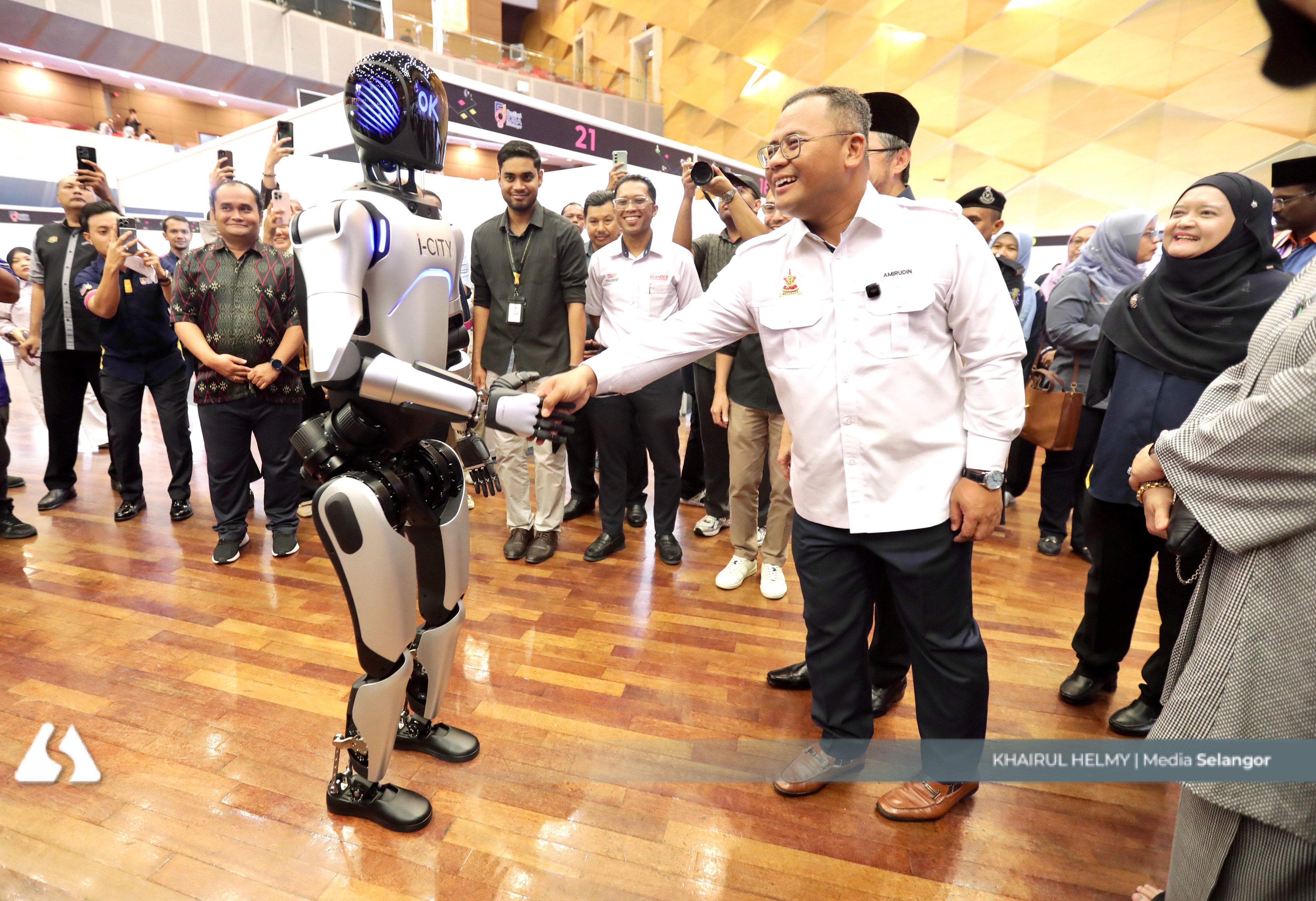 Knowledge, innovation is the core of Selangor's progress