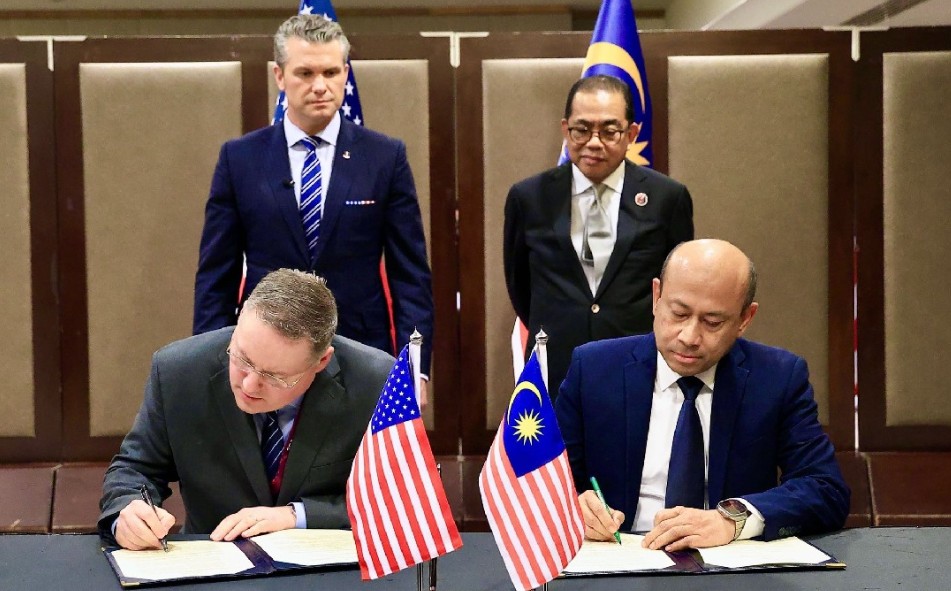 马美签新备忘录续签协议加强国防合作
