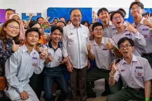 安华：种族团结支撑国家民族精神宗教