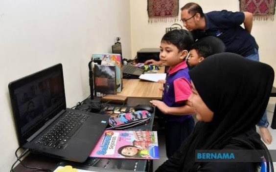 Shaping students a shared responsibility, says Anwar