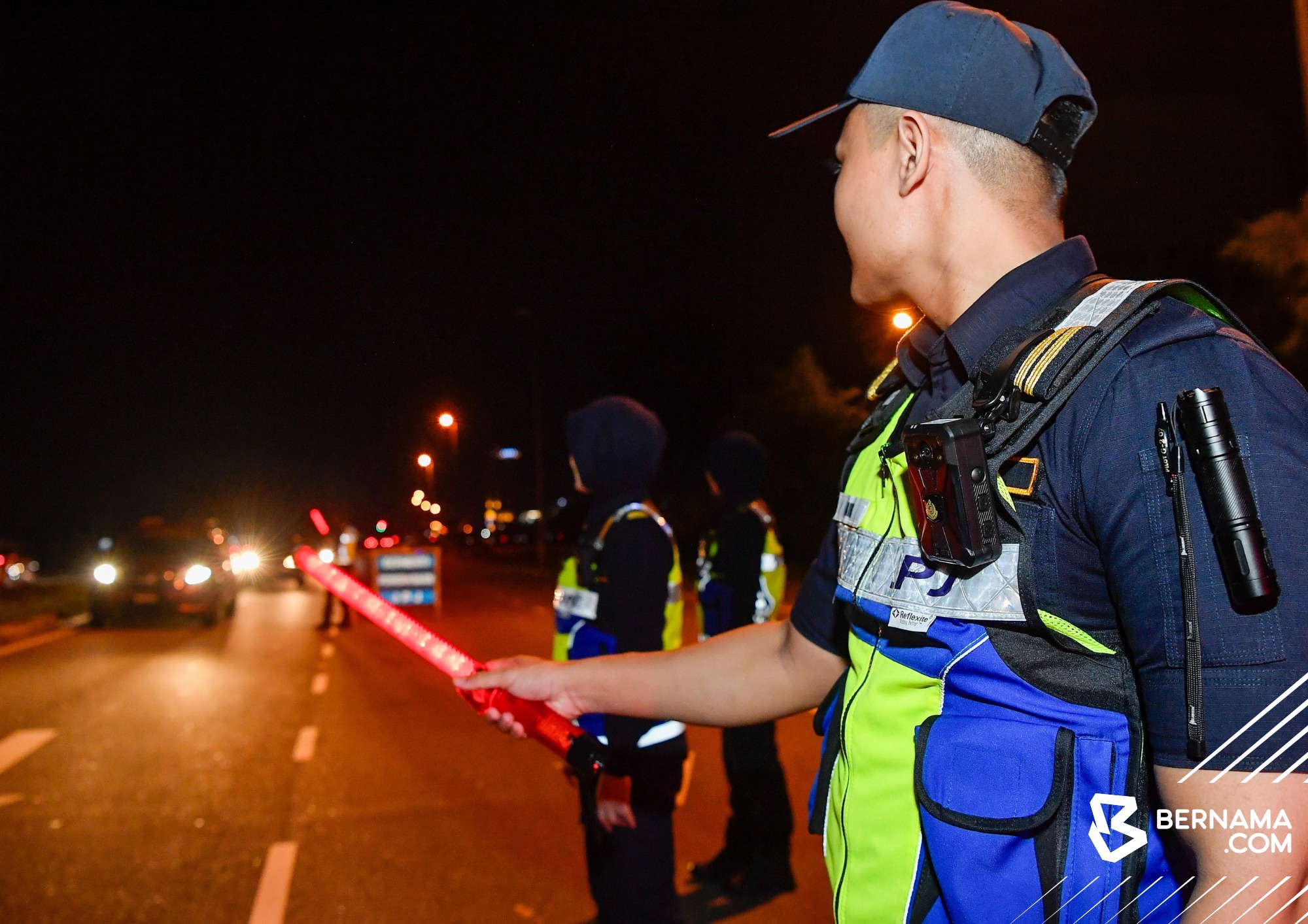 Anggota JPJ dilengkapi alat perakam badan, tingkat tahap integriti
