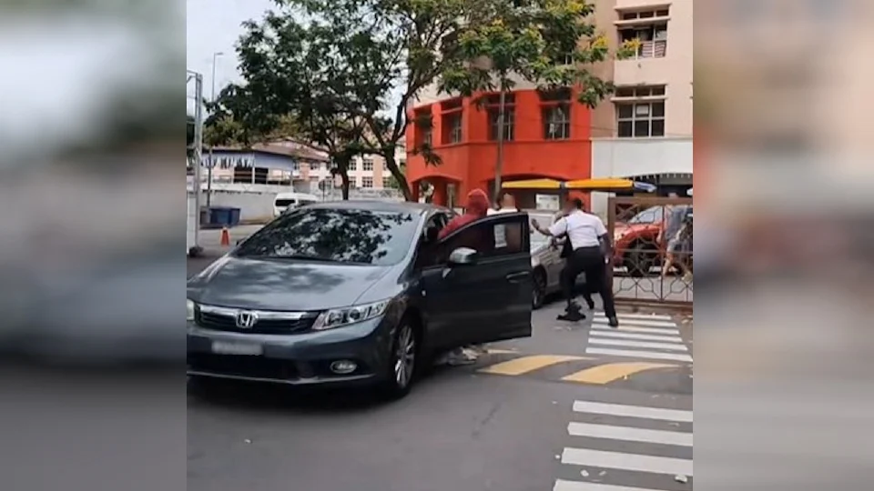 Kes gaduh depan Masjid Selat Melaka diselesai cara baik - polis