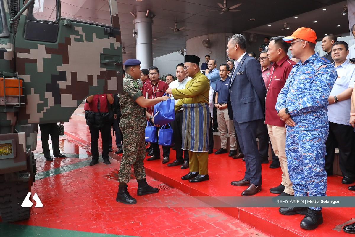Selangor closely monitoring Perak flood situation