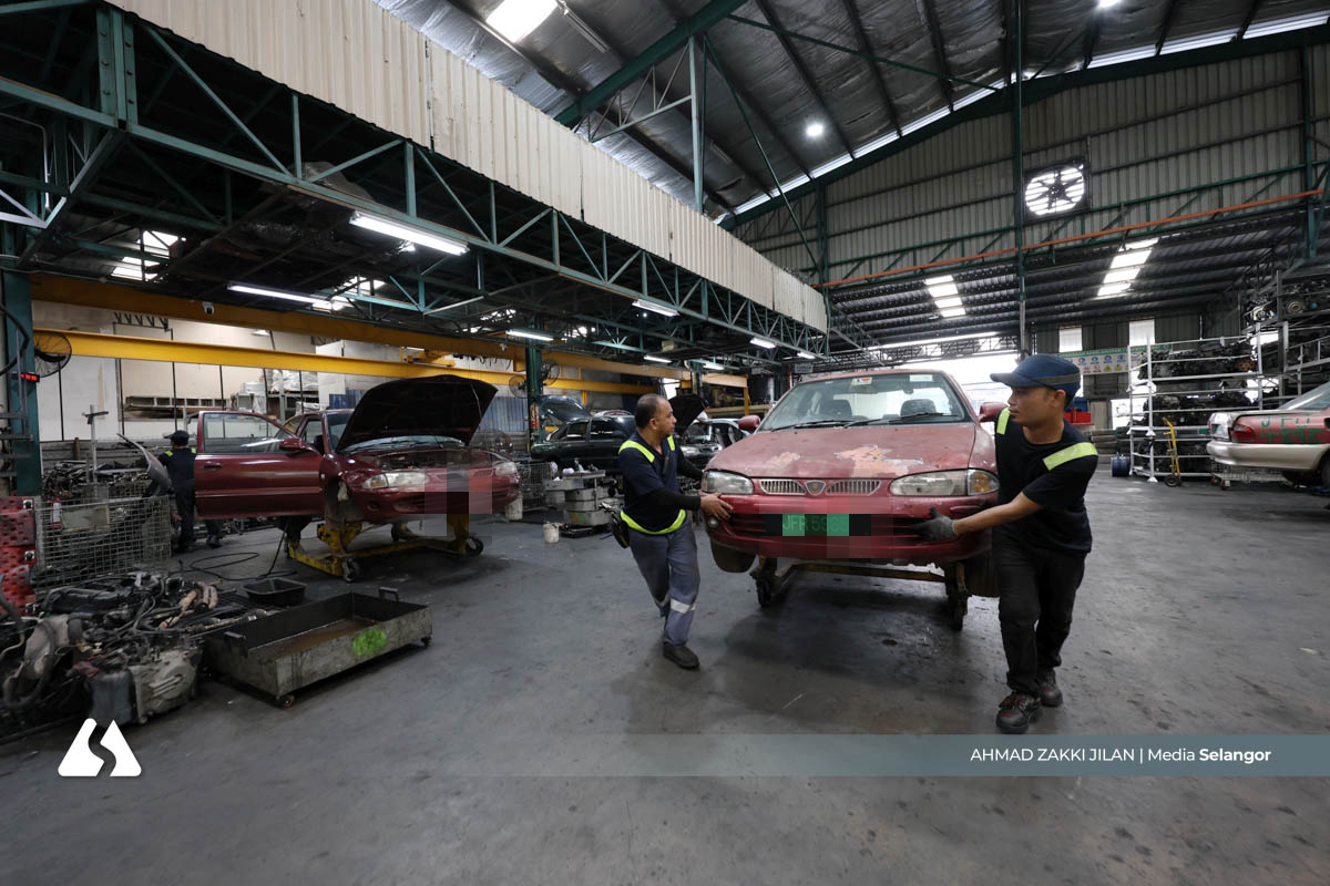 【专题:谁来清走废车?3/4】报废车不用排长龙  线上注销更方便安全