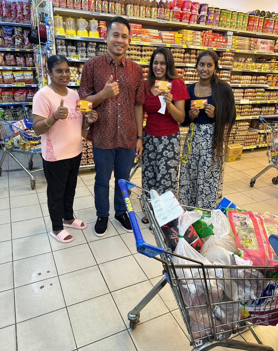 பத்து தீகா தொகுதியில் 450 பேருக்கு தீபாவளி பற்றுச் சீட்டுகள்