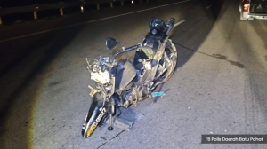 南北大道6交通工具连环撞 14岁摩托乘客被抛飞丧命