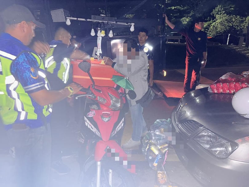 MPAJ sita peralatan penjaja tanpa lesen di Bukit Ampang
