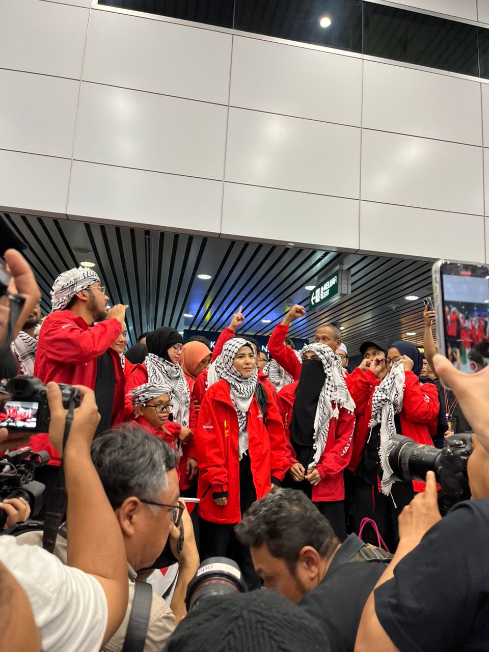 Siaran Langsung: Keselamatan, kebajikan rakyat jadi keutamaan kerajaan