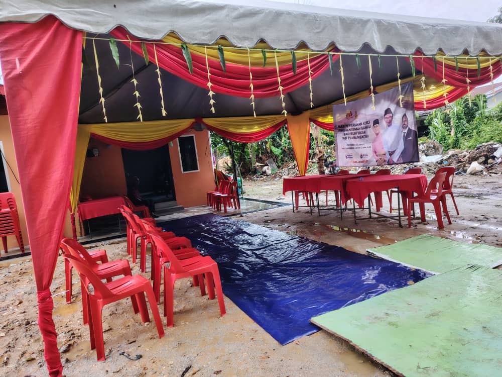 வீடு ஆடம்பரம் அல்ல, அது அடிப்படை மனித உரிமை மடாணி  அரசின் கனிவுக்கு மேலும் ஒரு சான்று