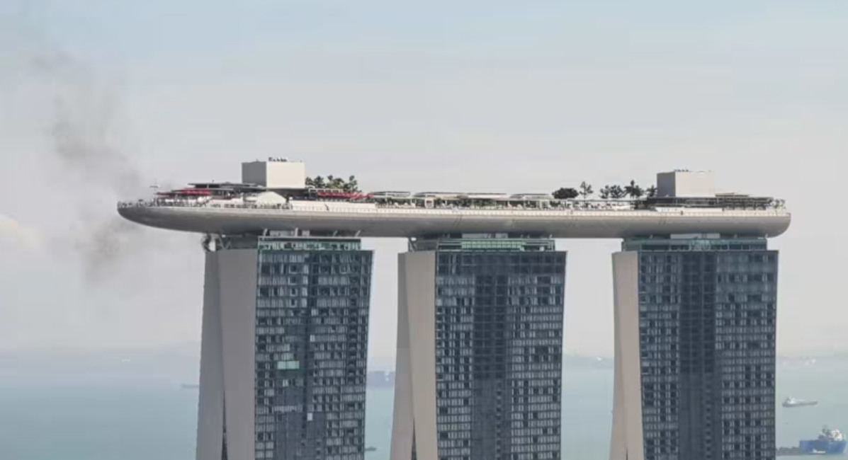 சிங்கப்பூரில் மெரினா பே சாண்ட்ஸில் தீ விபத்து