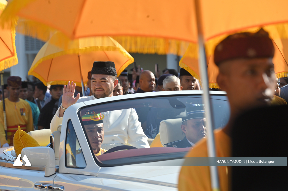 11-gun salute marks solemnisation of Selangor royal wedding