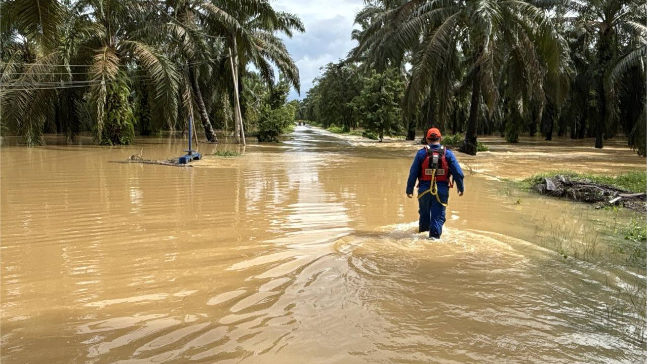 Paras air Sungai Bernam kekal bahaya, pasukan penyelamat terus siap siaga
