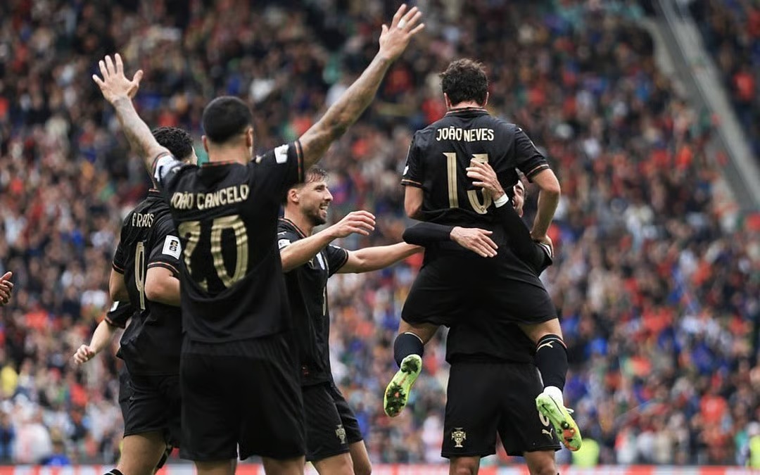 2026 உலக கிண்ண போட்டிக்குப் போர்த்துகல், இங்கிலாந்து அணிகள் தேர்வு