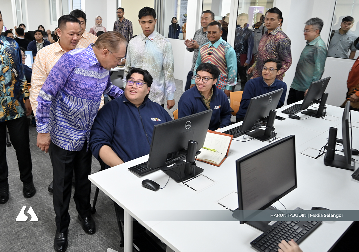 Anwar puji usaha Selangor pacu industri semikonduktor