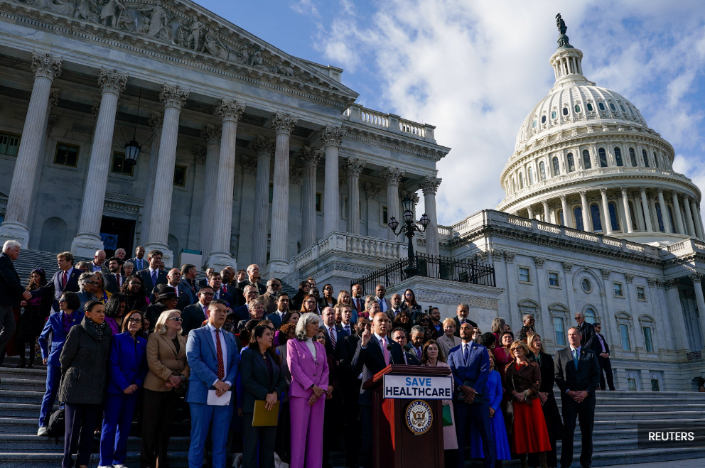 Deal to end longest government shutdown in history clears Congress