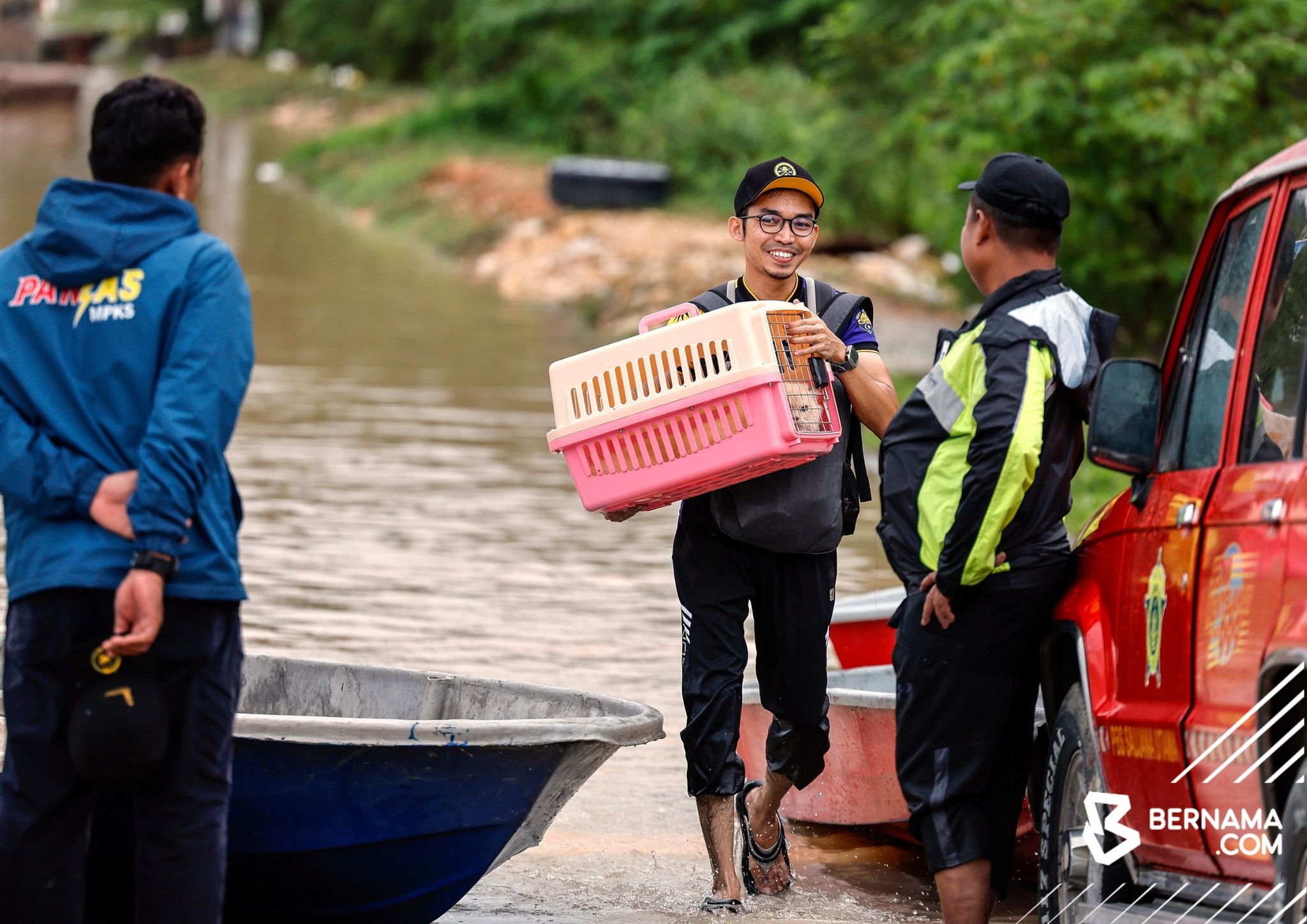 Banjir Selangor: Jumlah mangsa melonjak kepada 1,732 orang, 15 PPS diaktifkan