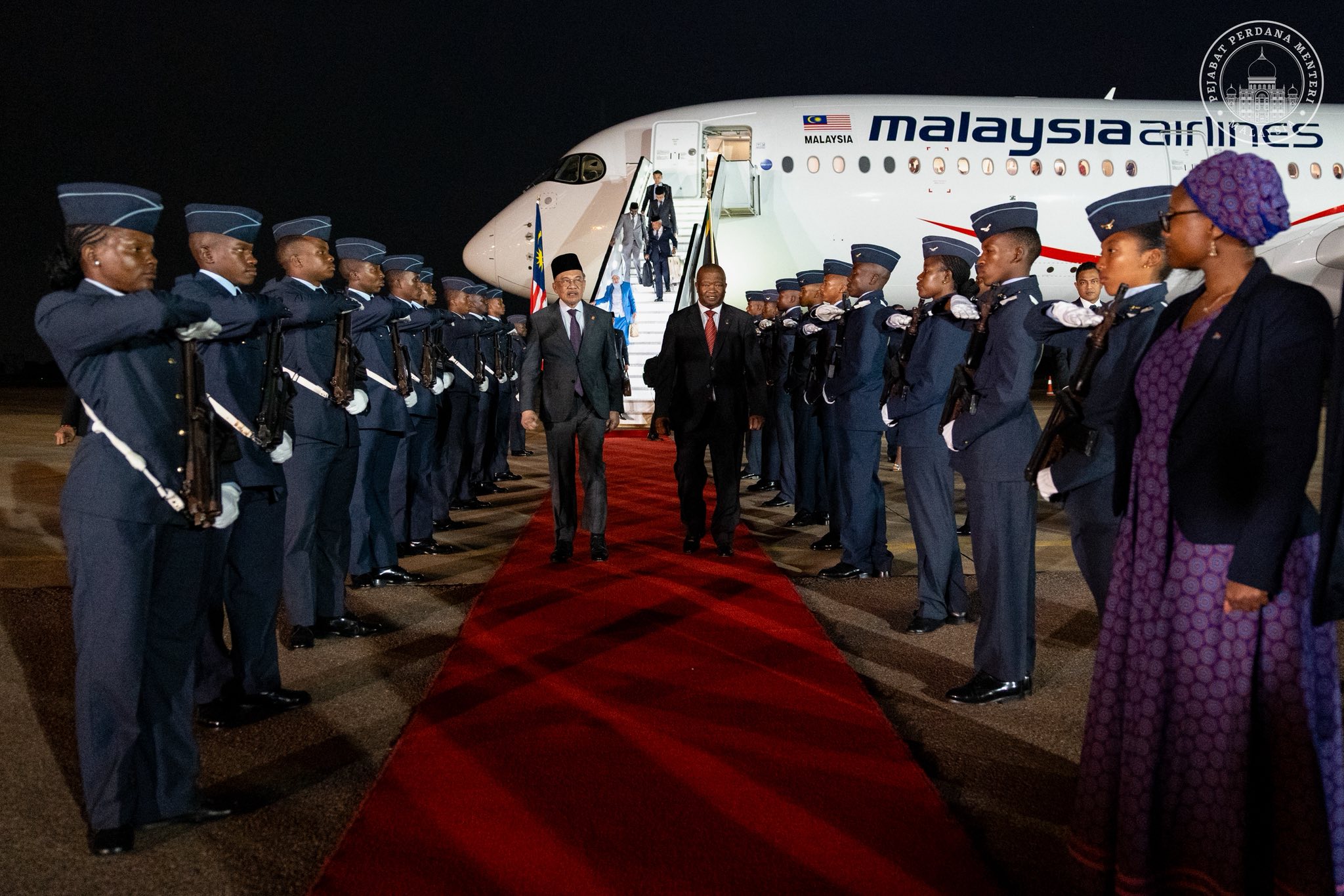 指沙巴本土政党偏离核心议题 安华:已尽力落实各种要求