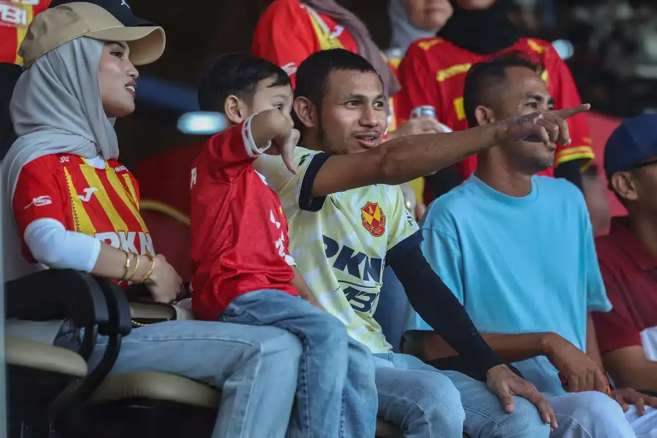 Faisal Halim, isteri sah cerai talak dua