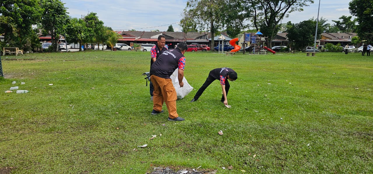 雪州火箭行动队抵哥打哥文宁救灾  清理灾后垃圾恢复公共卫生