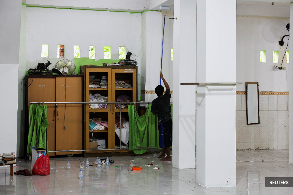 Personal not religious motive may be behind Indonesia blasts, police say