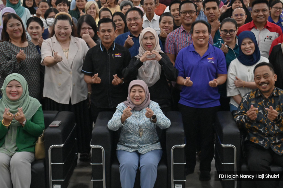 勿利用儿童做政治宣传 南希:应予以正面教育